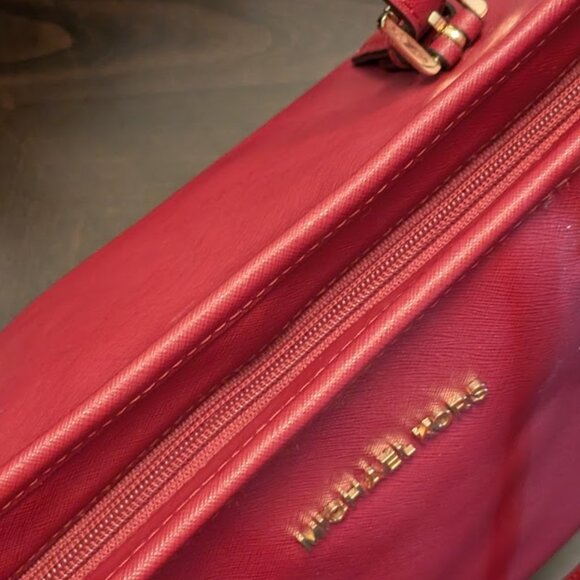 O2 MICHAEL KORS Cranberry Large Tote (NWOT) - Picture 8 of 10